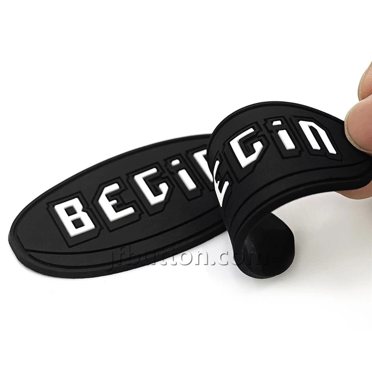 2D Oval Silicone Label With Brand Name factory