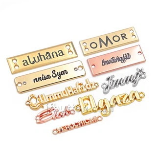 Pieni metalli logo lautaset